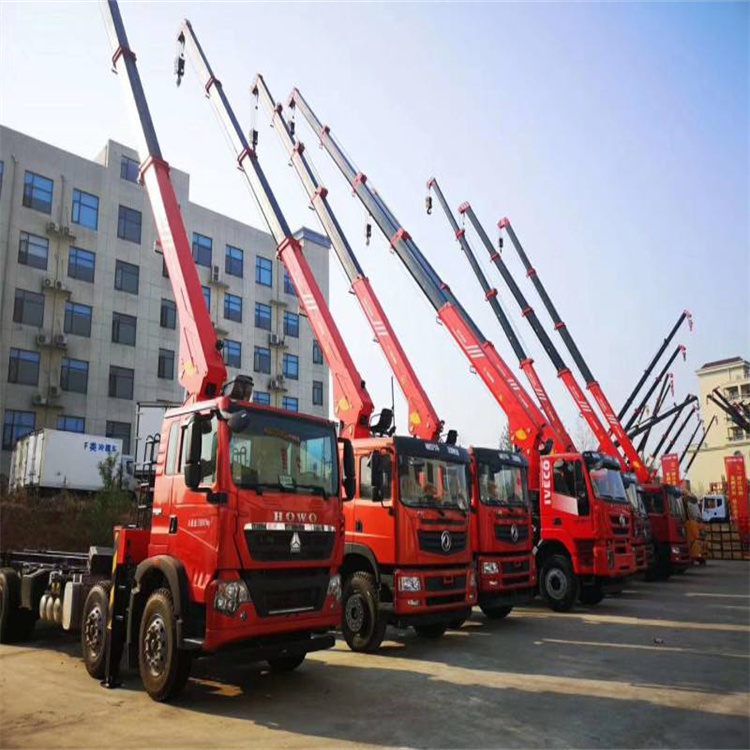 自流井租专业吊车电话