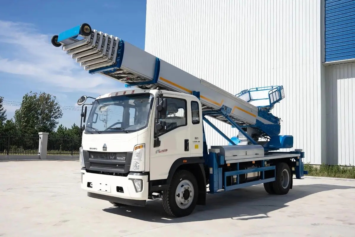 自流井专业的云梯车出租