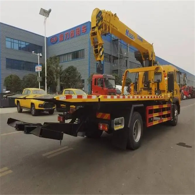 自流井附近小随车吊出租电话，轻松解决搬运烦恼