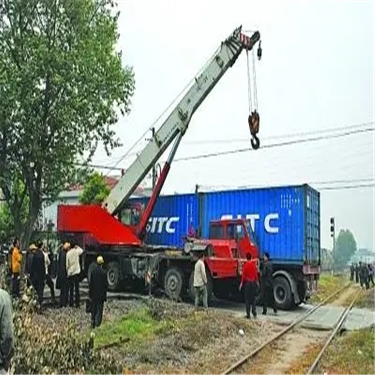 自流井如何快速找到附近的吊车救援公司